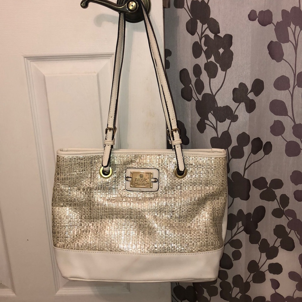 White silver and gold shoulder bag